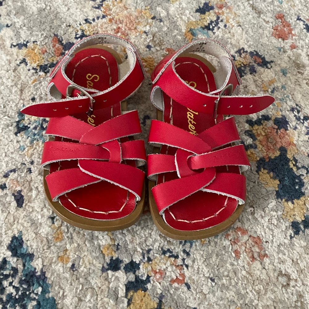 Saltwater Red leather sandal